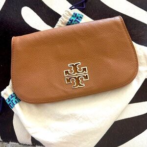 Tory Burch Clutch bag.